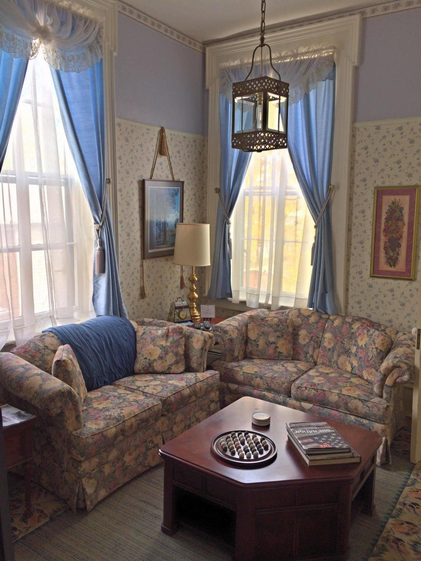 The Gridley Inn B&B Waterloo Ngoại thất bức ảnh